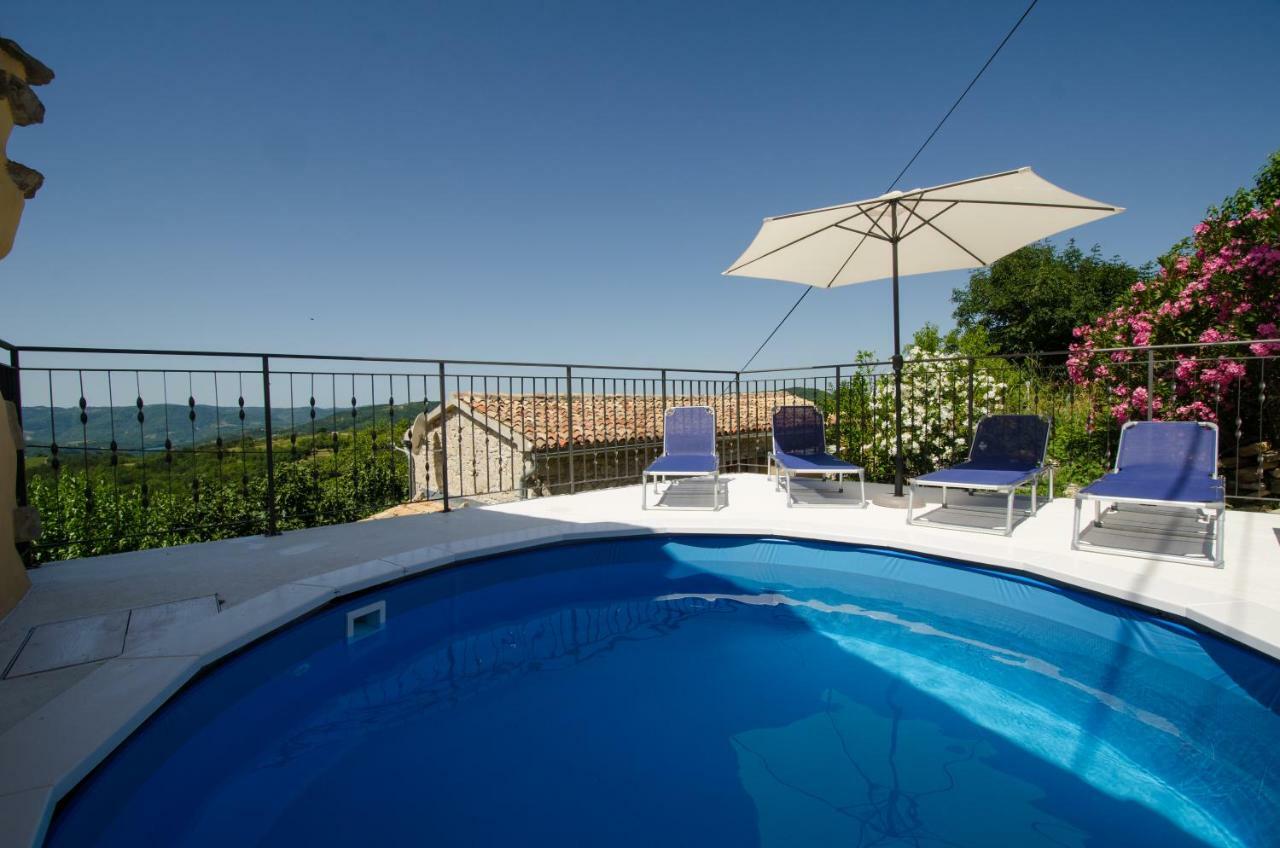 Residence Hidden Heaven Buzet Exterior foto